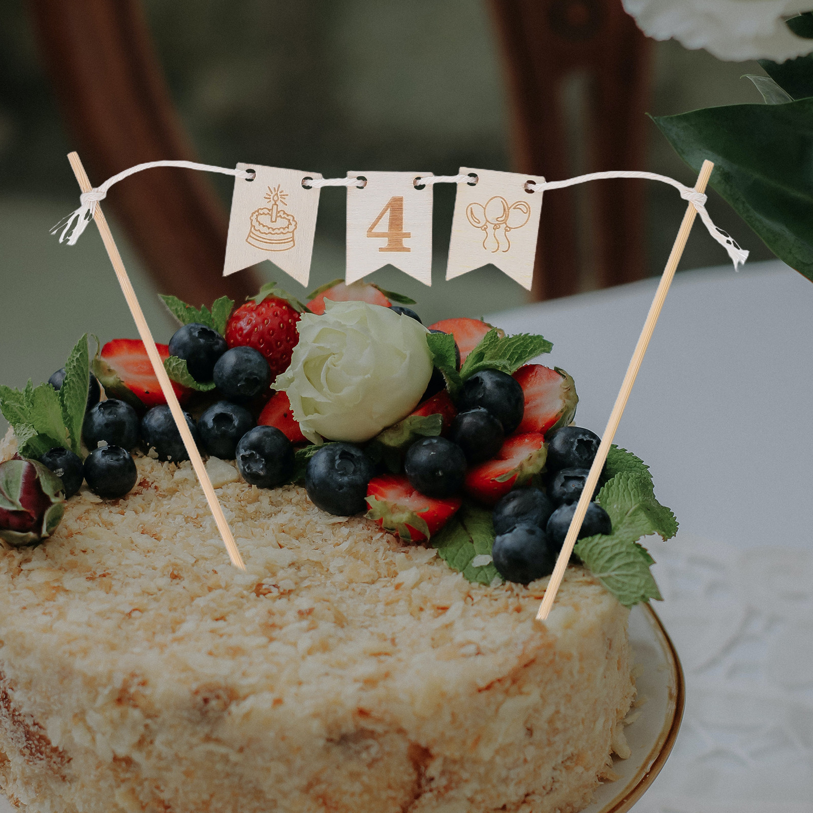 Mixed Birthday Cake Decoration - огляд і ціна Floral Picks Wood